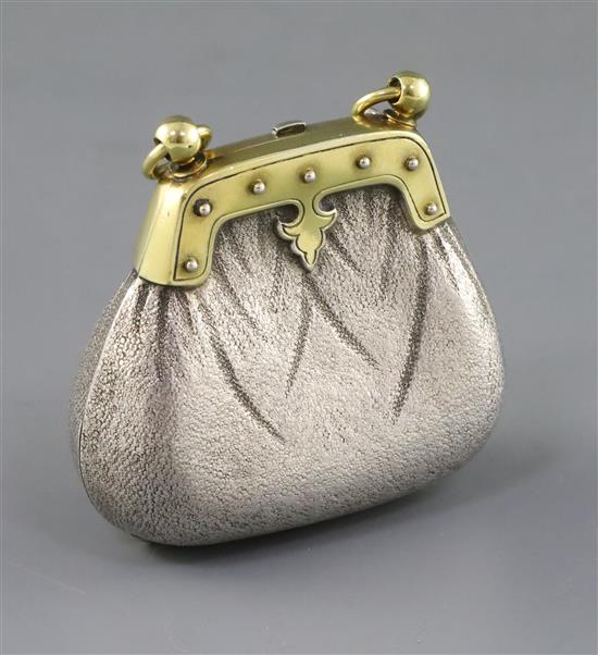 A Victorian parcel gilt textured silver purse, by William Summers, gross 59 grams.
